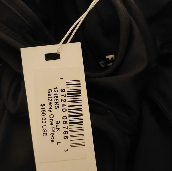 Nwt Frankies Bikinis getaway Cheeky Minimalist One Piece Black L - Picture 4 of 4